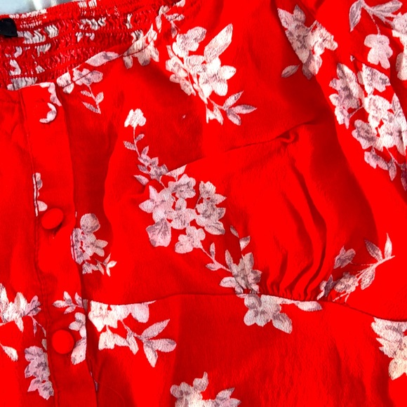 Crop Top - Picture 3 of 4